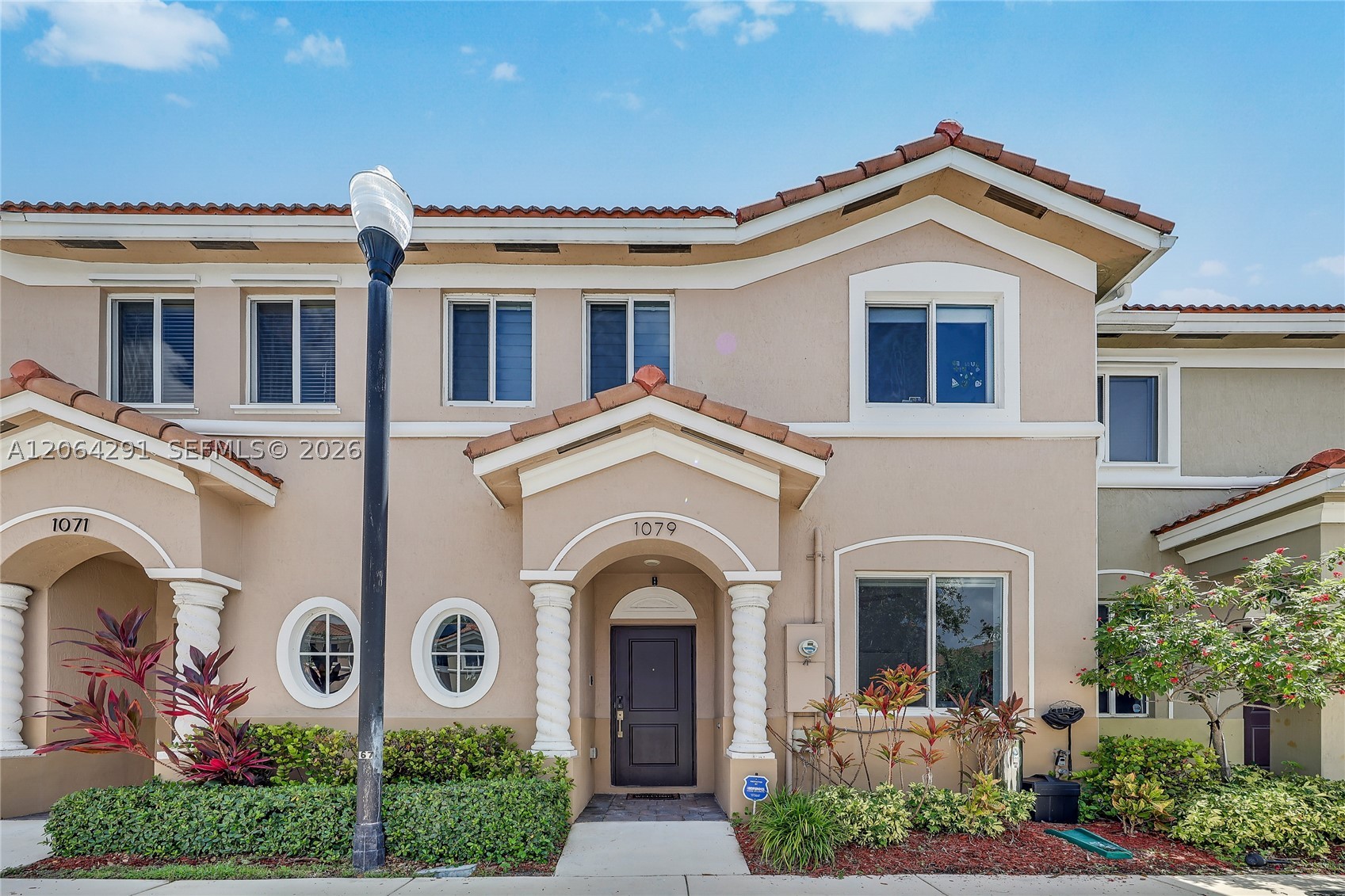 main property photo 0