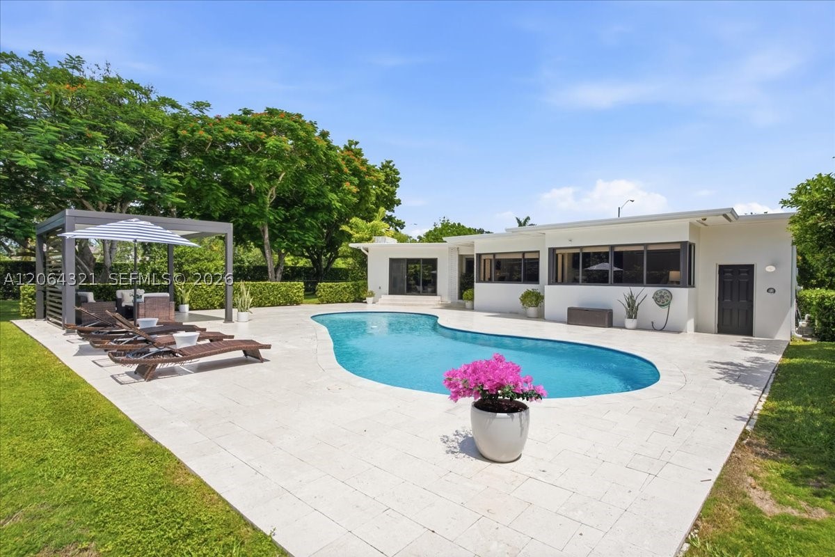 main property photo 46