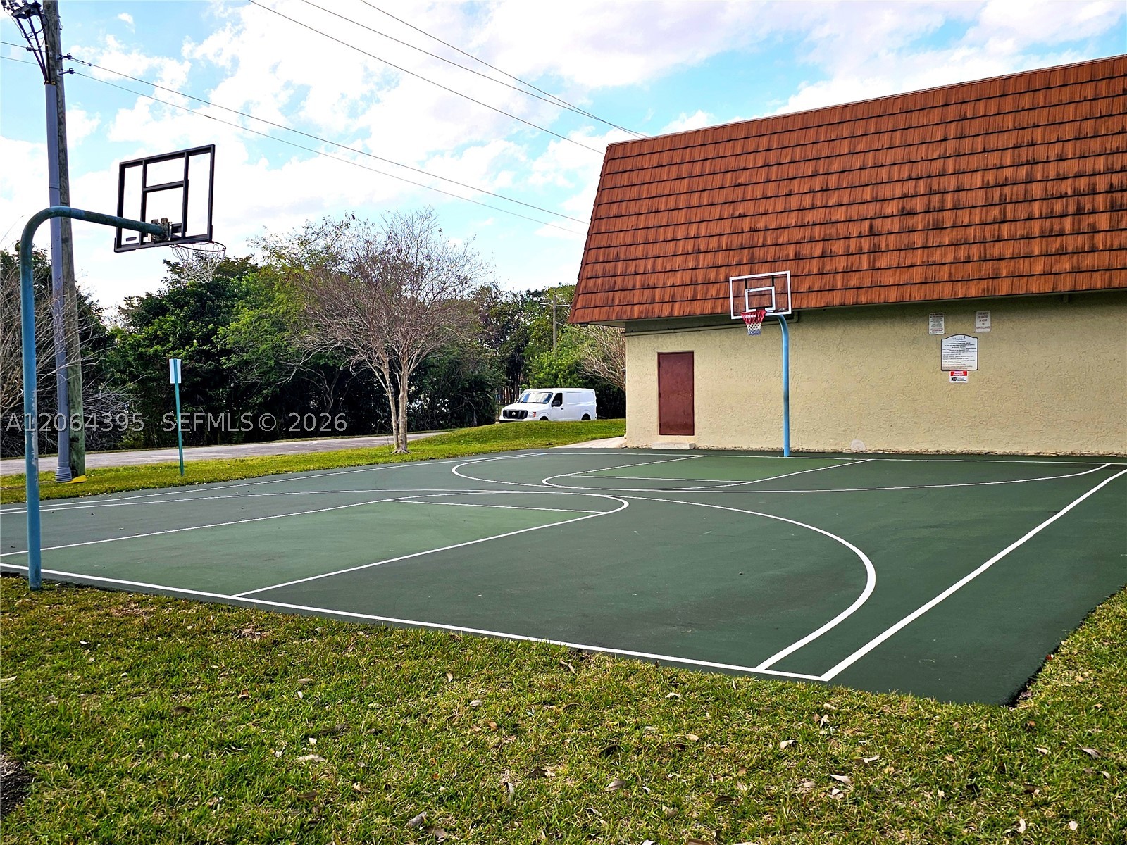 main property photo 36