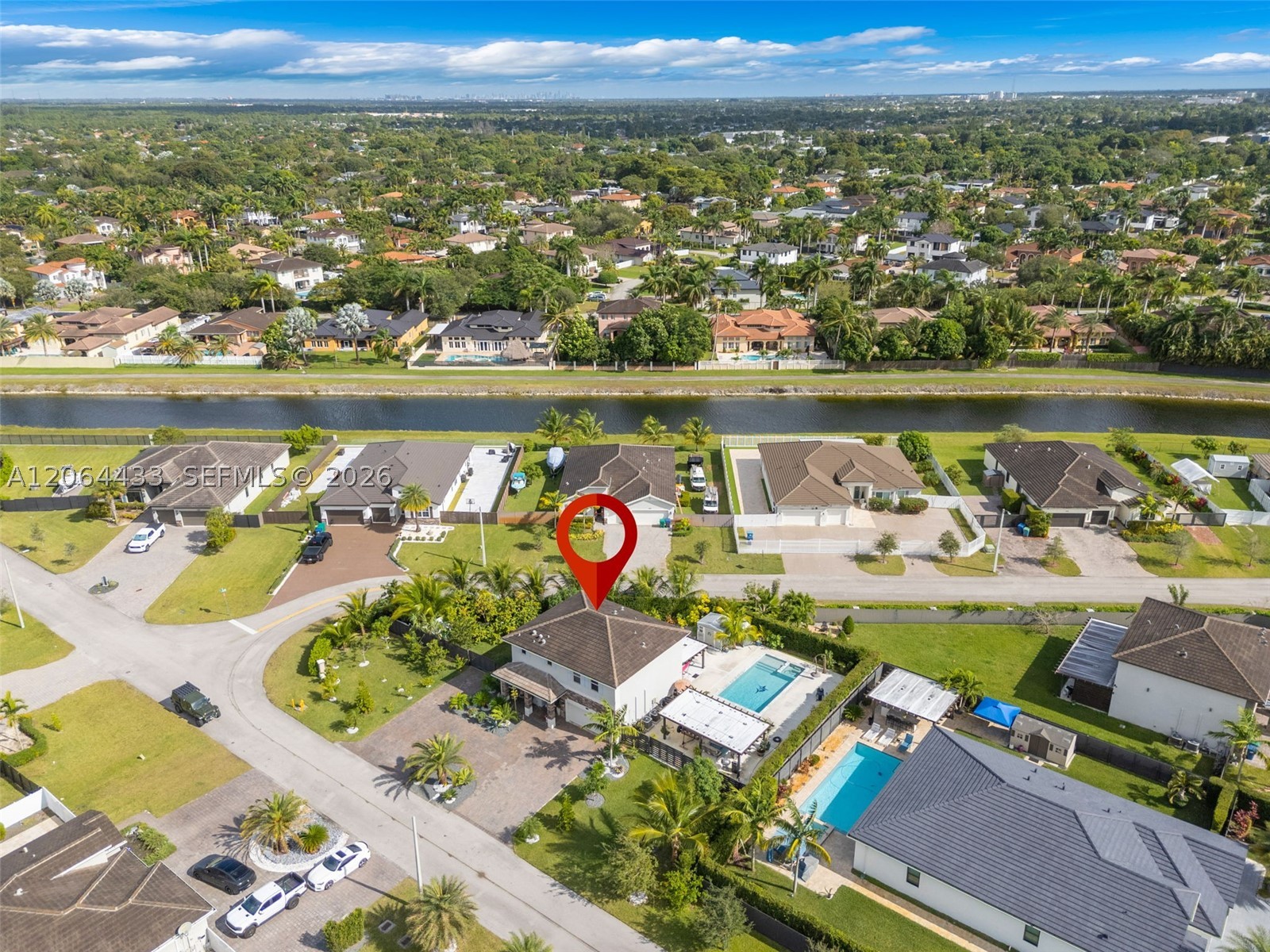 main property photo 45