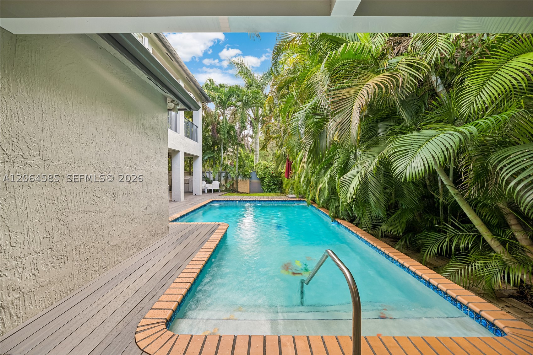main property photo 60