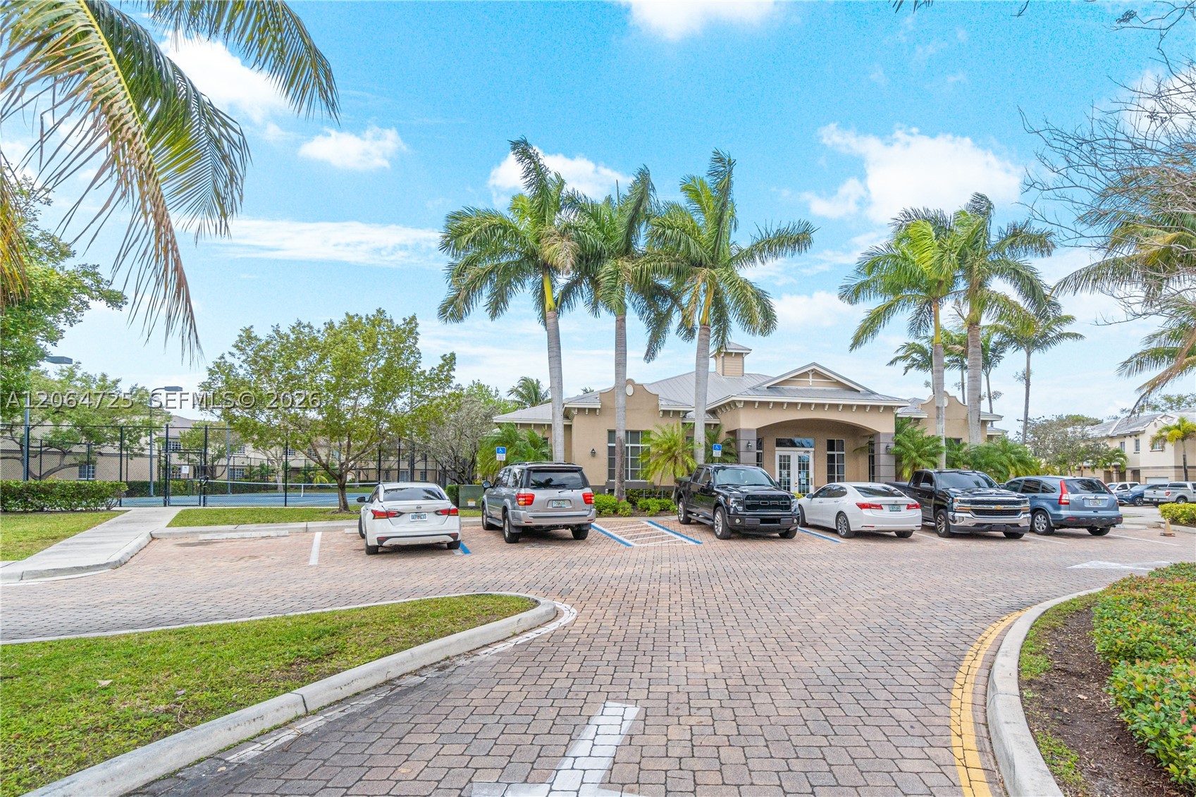 main property photo 22