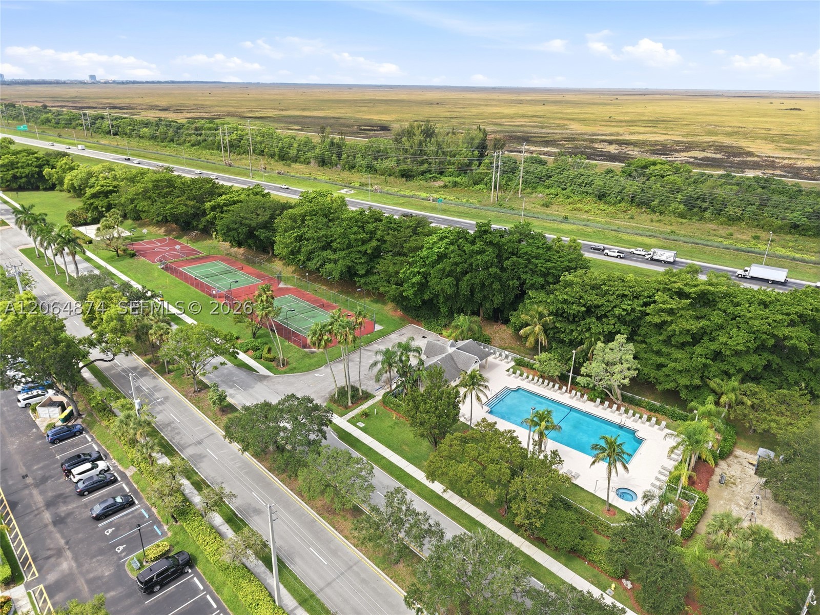 main property photo 40