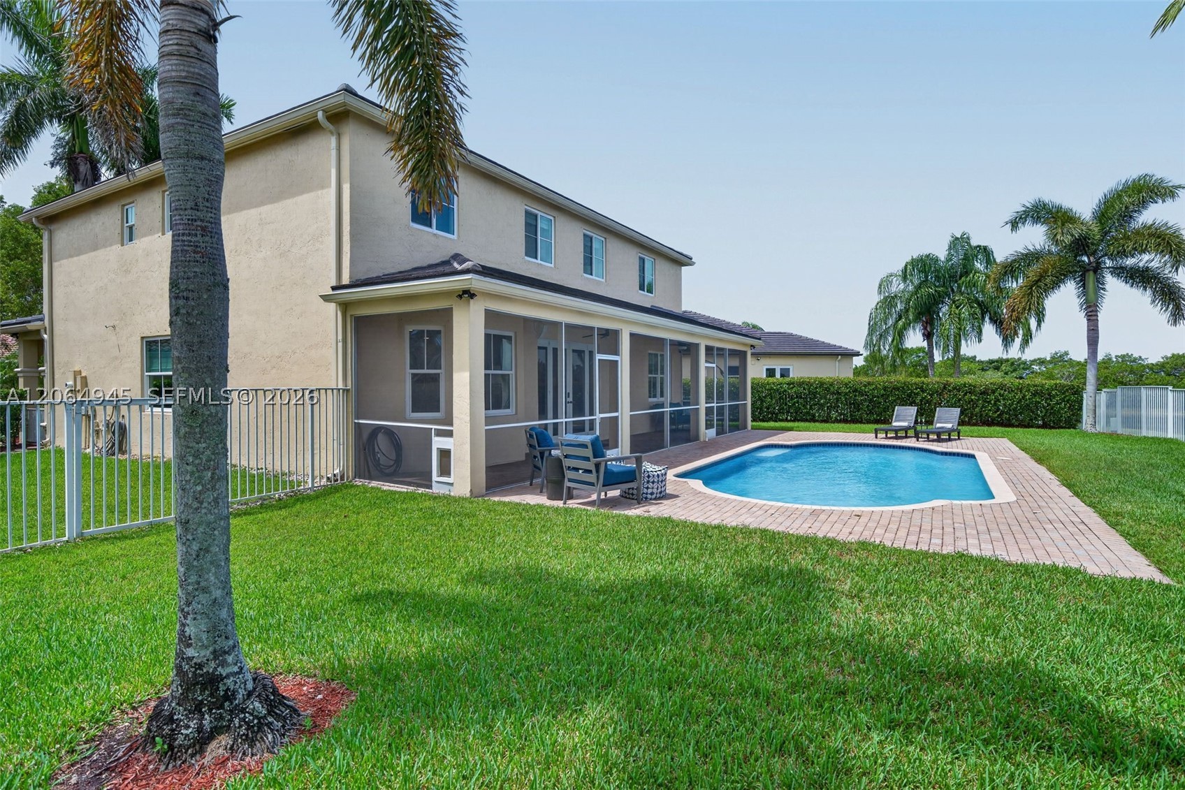 main property photo 37