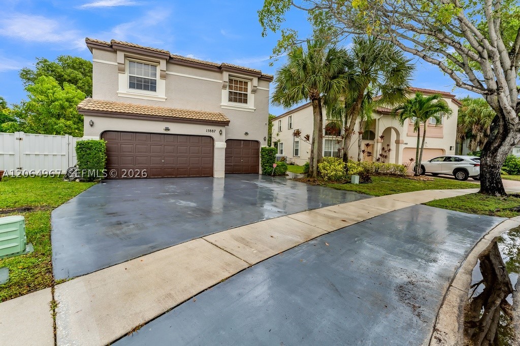 main property photo 22
