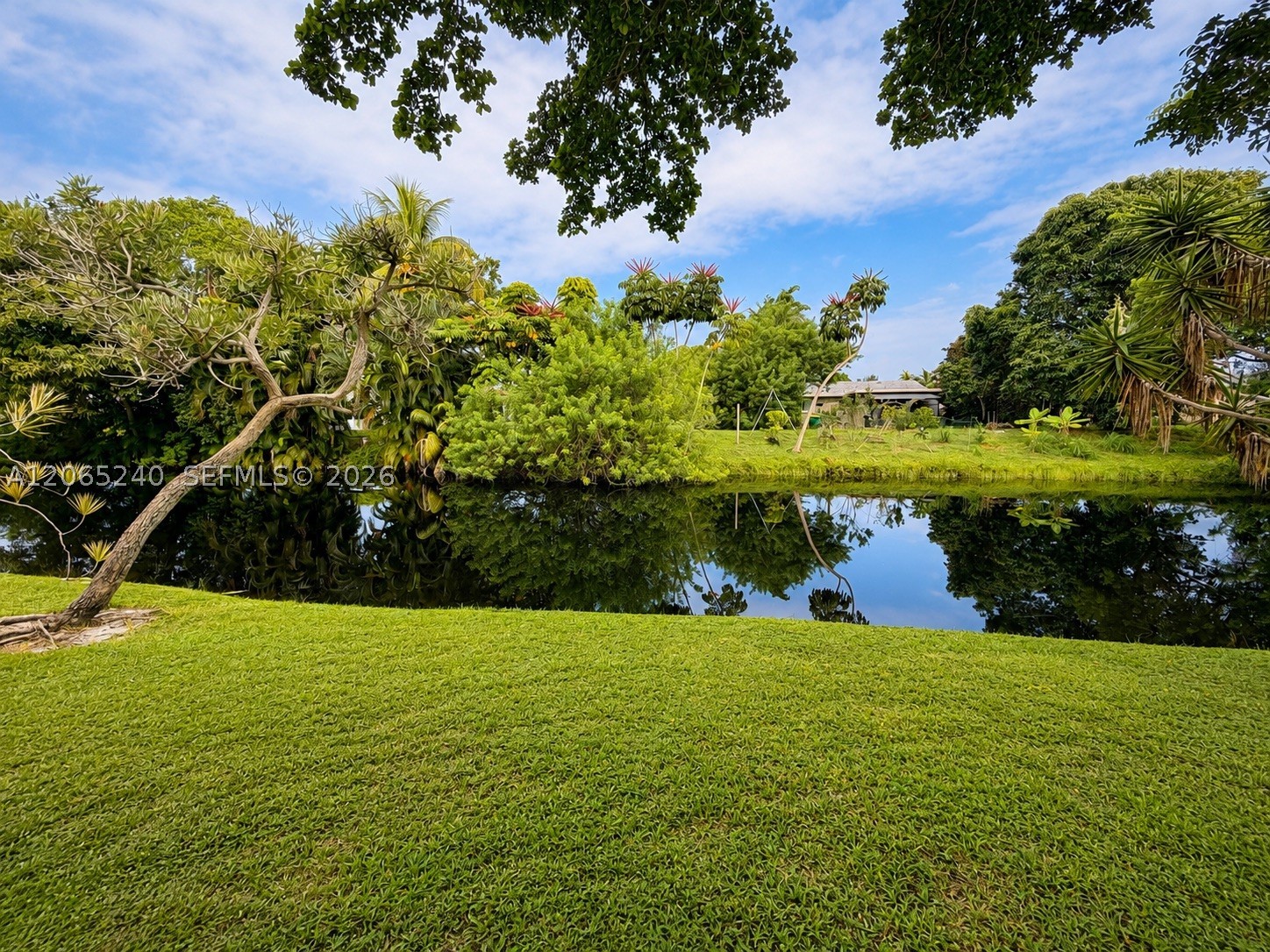 main property photo 26