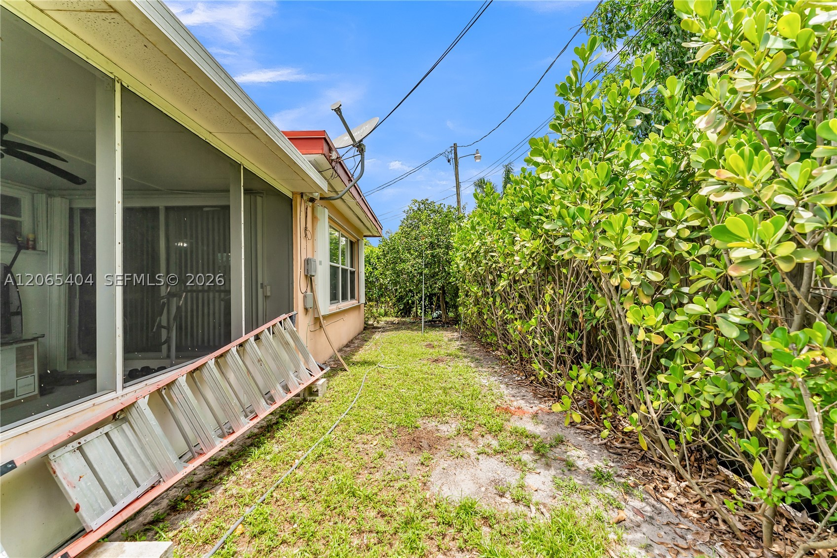 main property photo 32