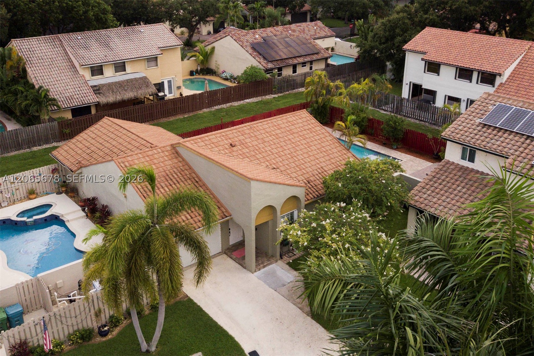 main property photo 29
