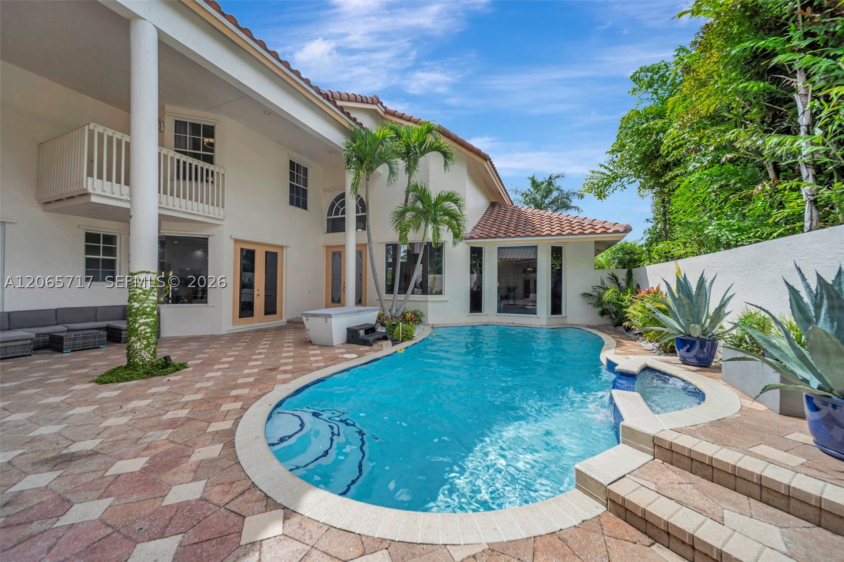 main property photo 51