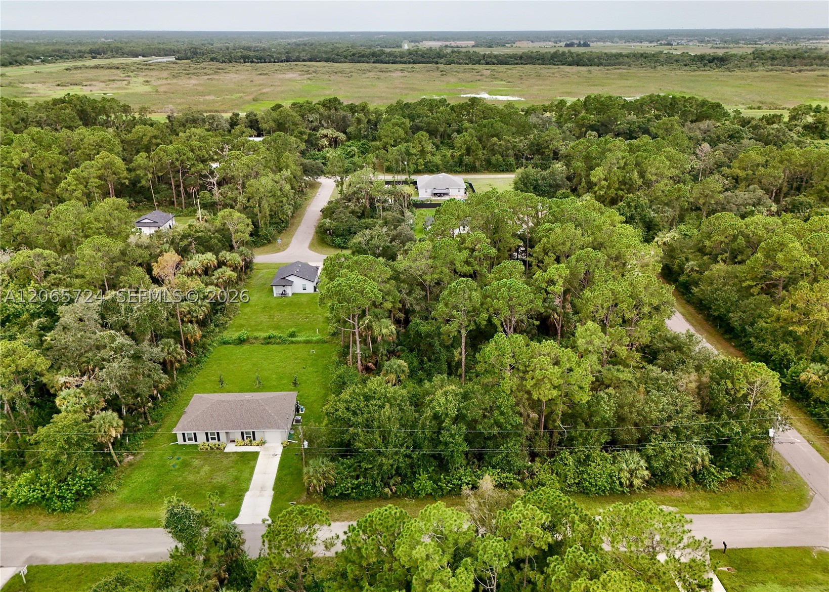 main property photo 23