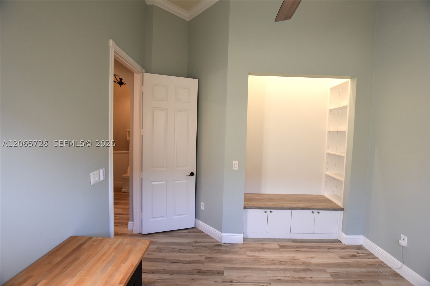 main property photo 17