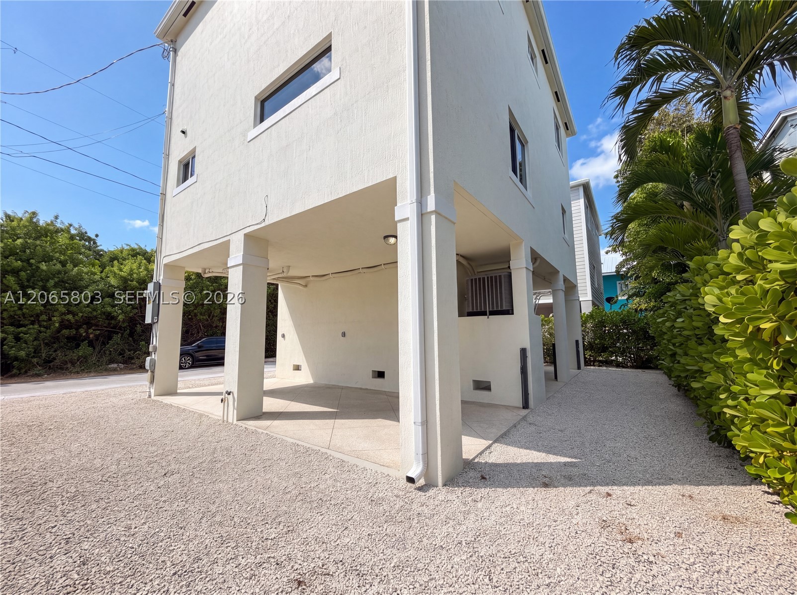 main property photo 30