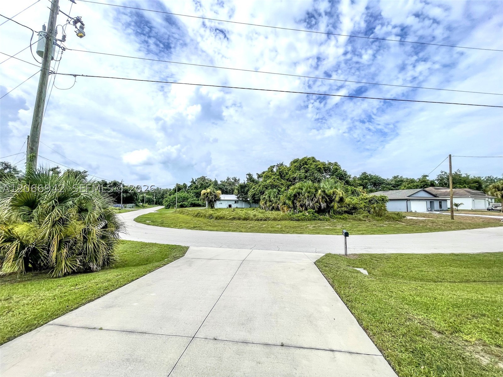 main property photo 56