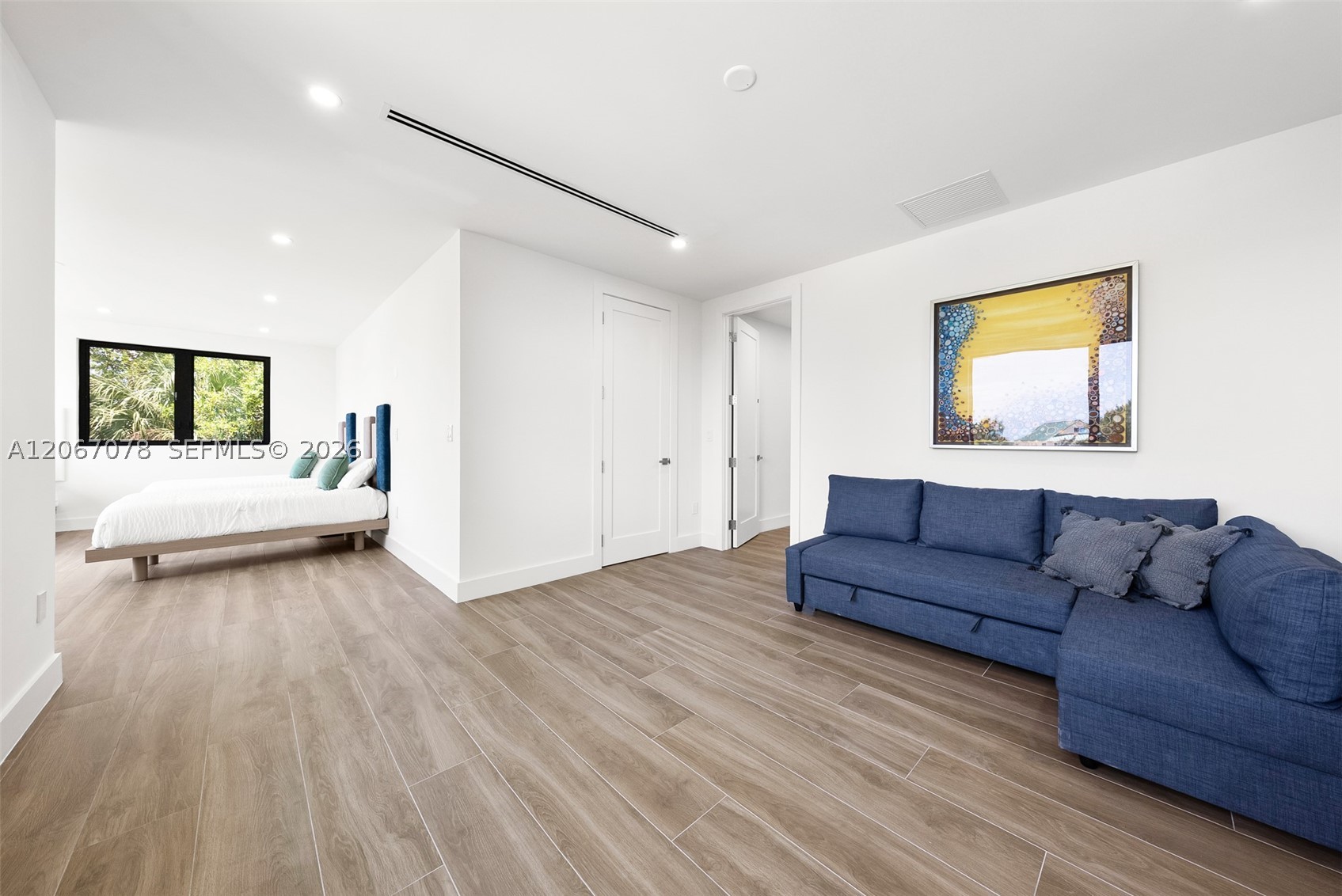 main property photo 108