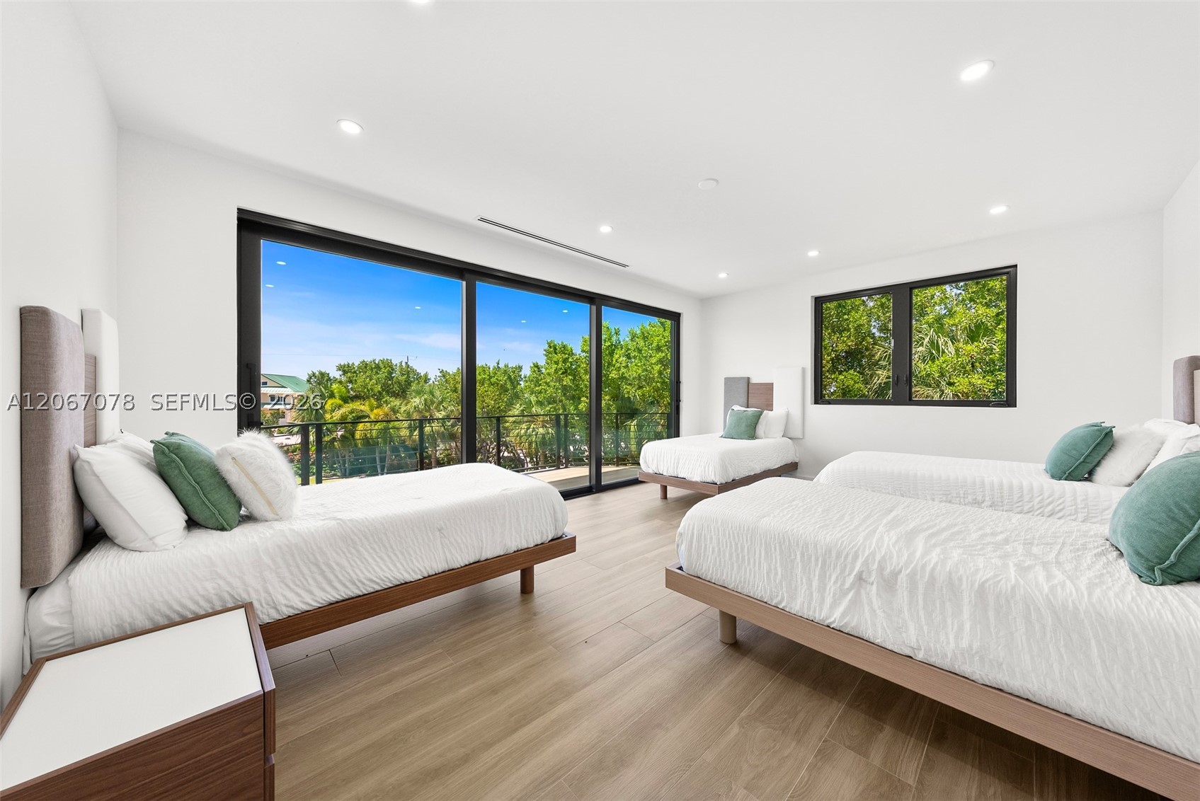 main property photo 110