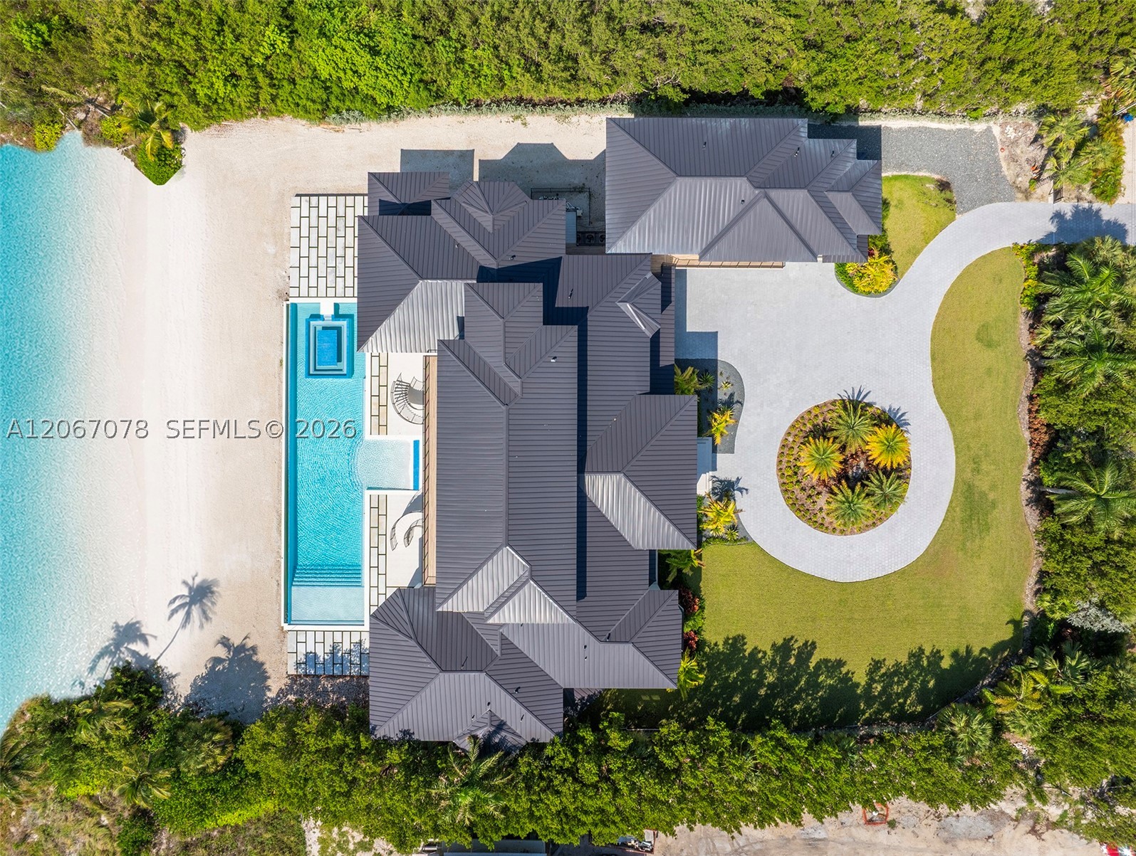 main property photo 20