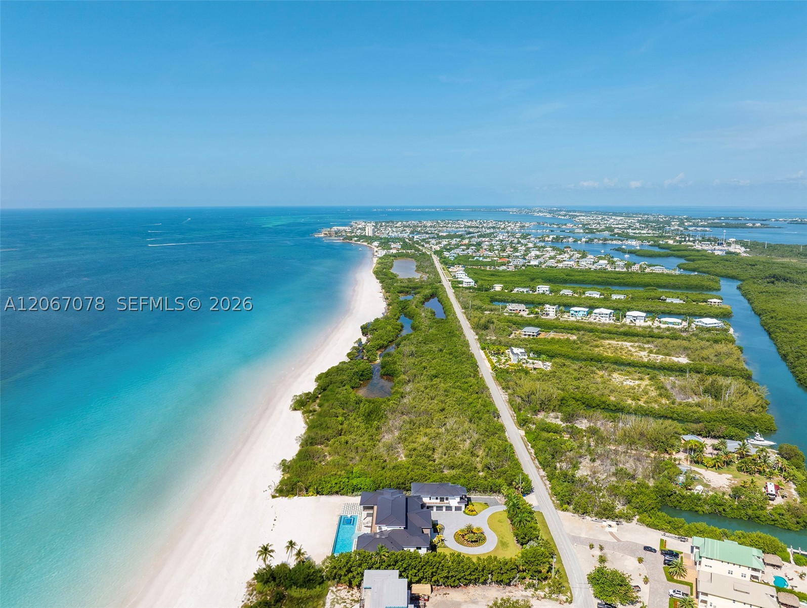 main property photo 24