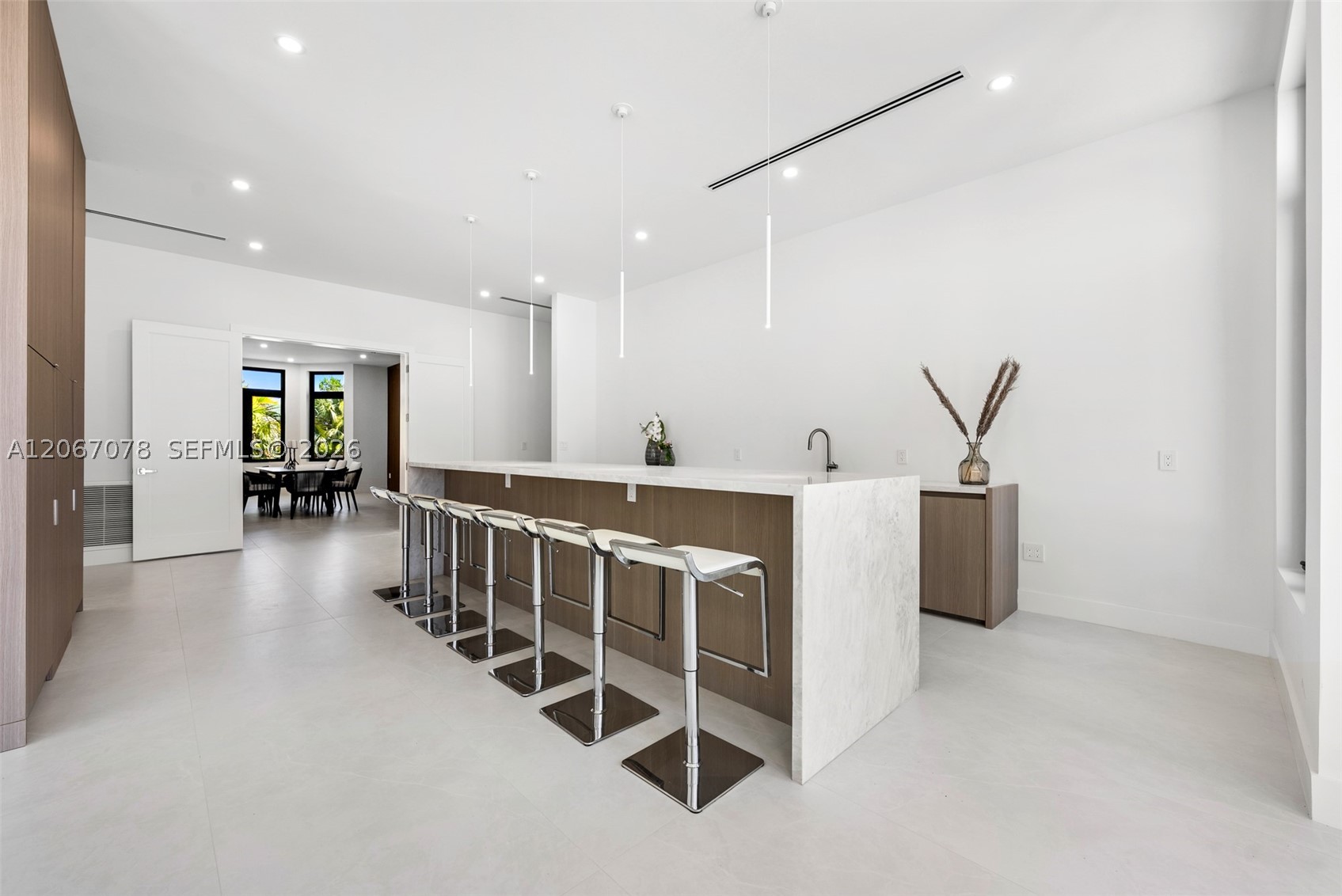 main property photo 80