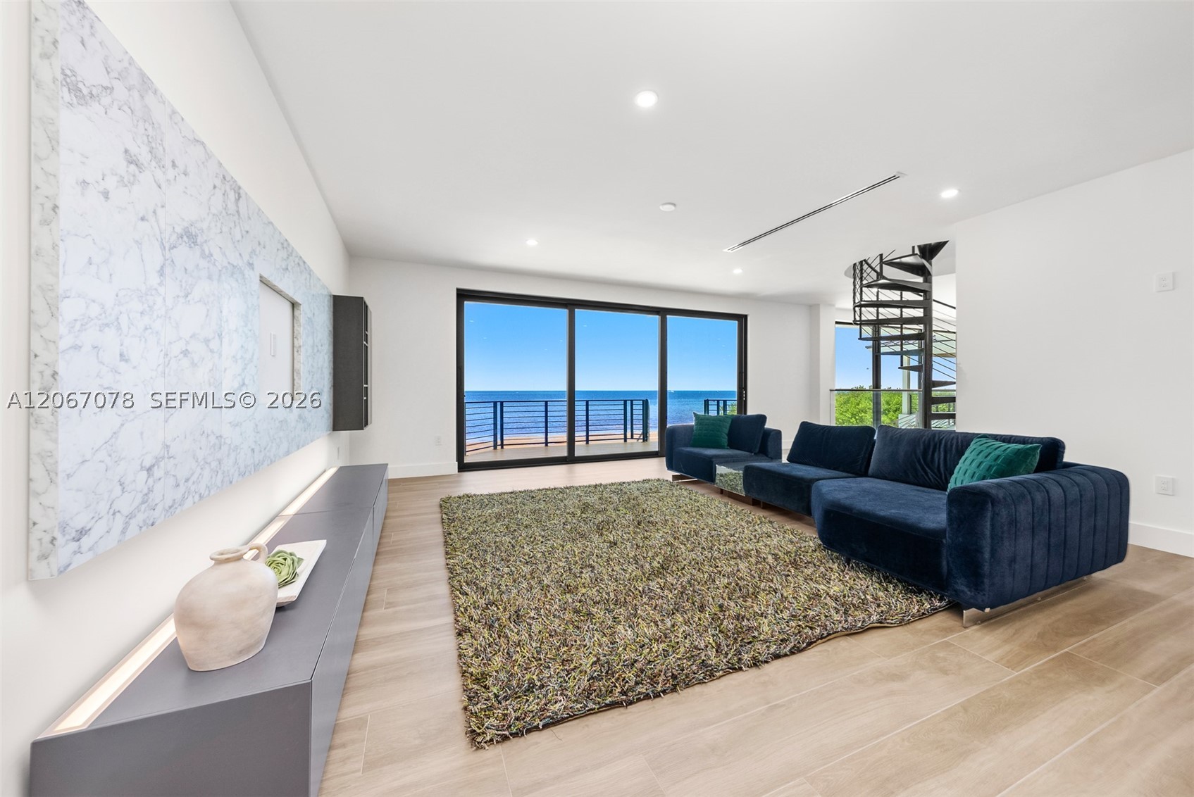 main property photo 92