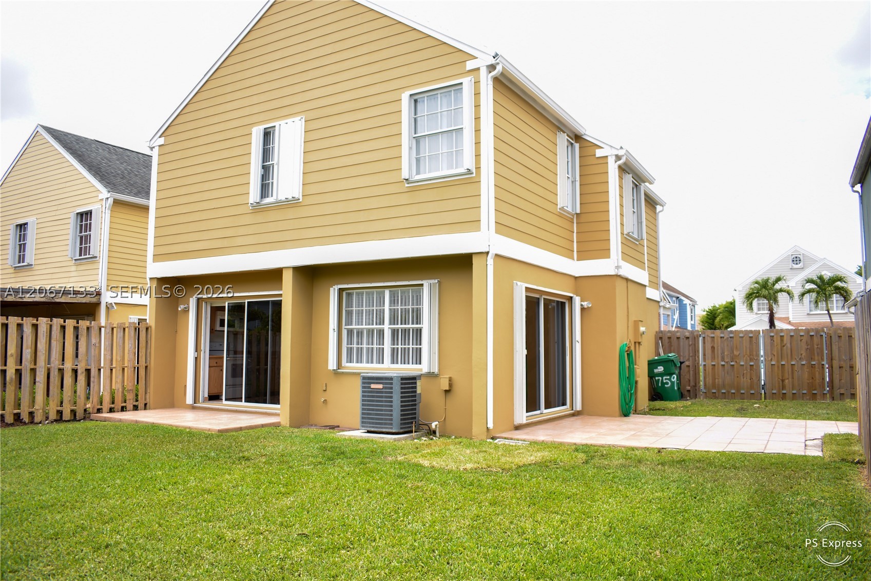 main property photo 14