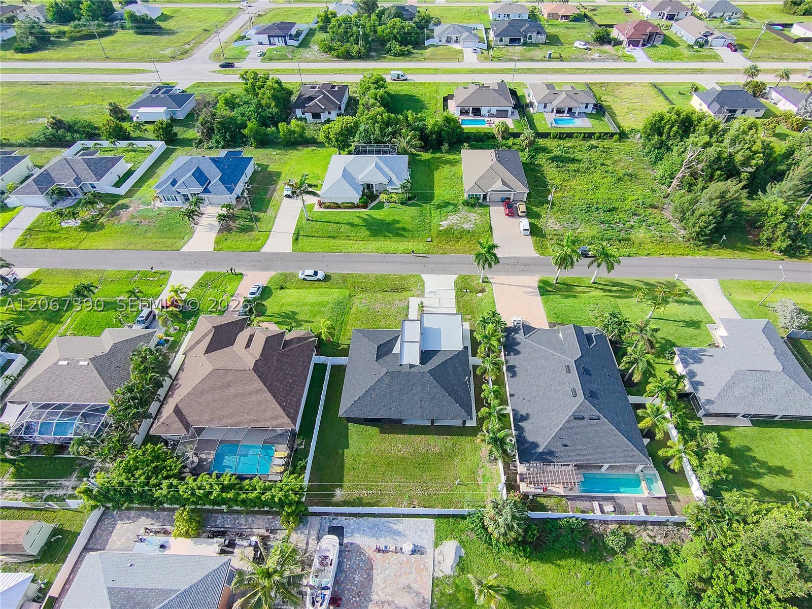 main property photo 42