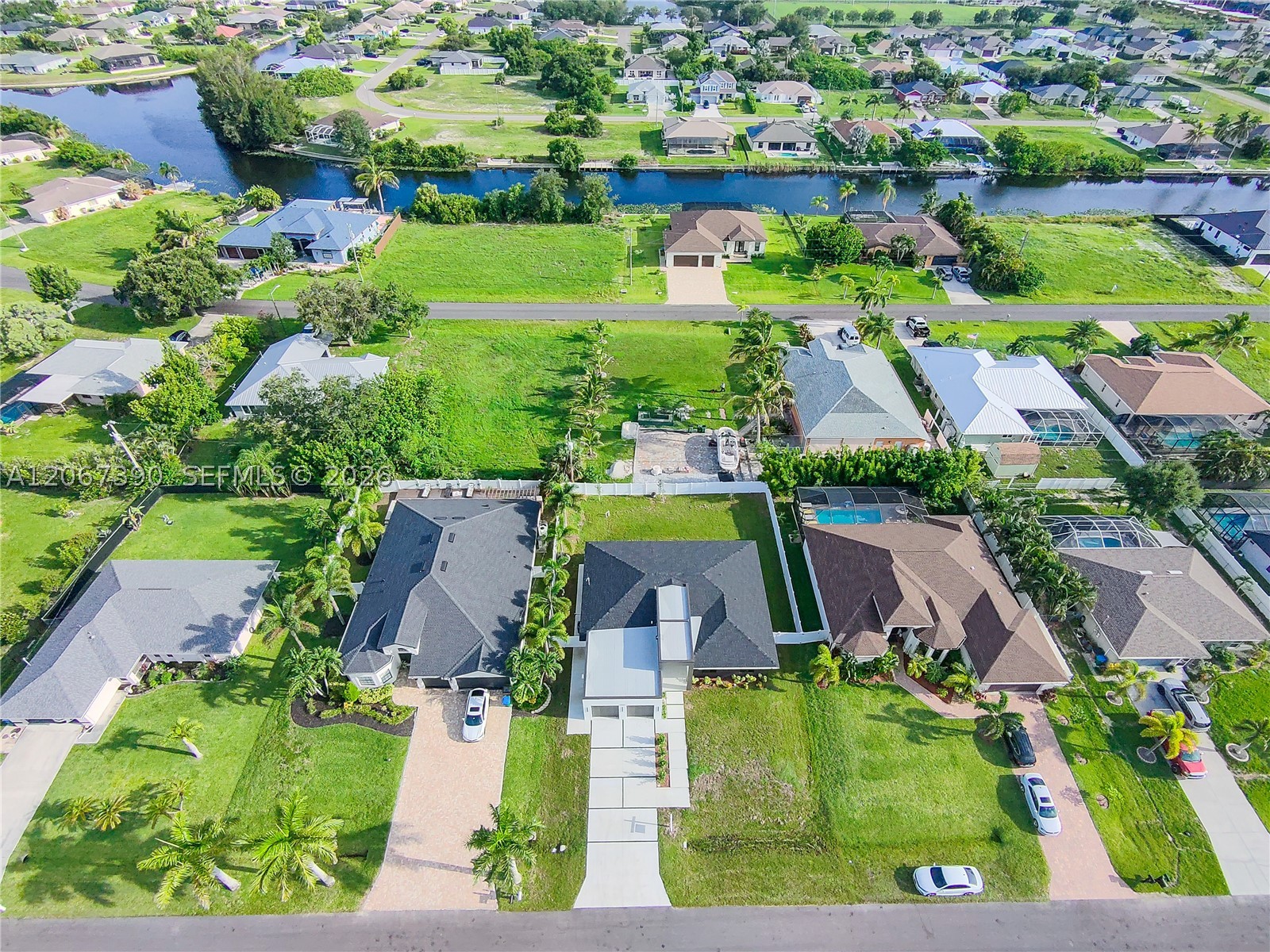 main property photo 44