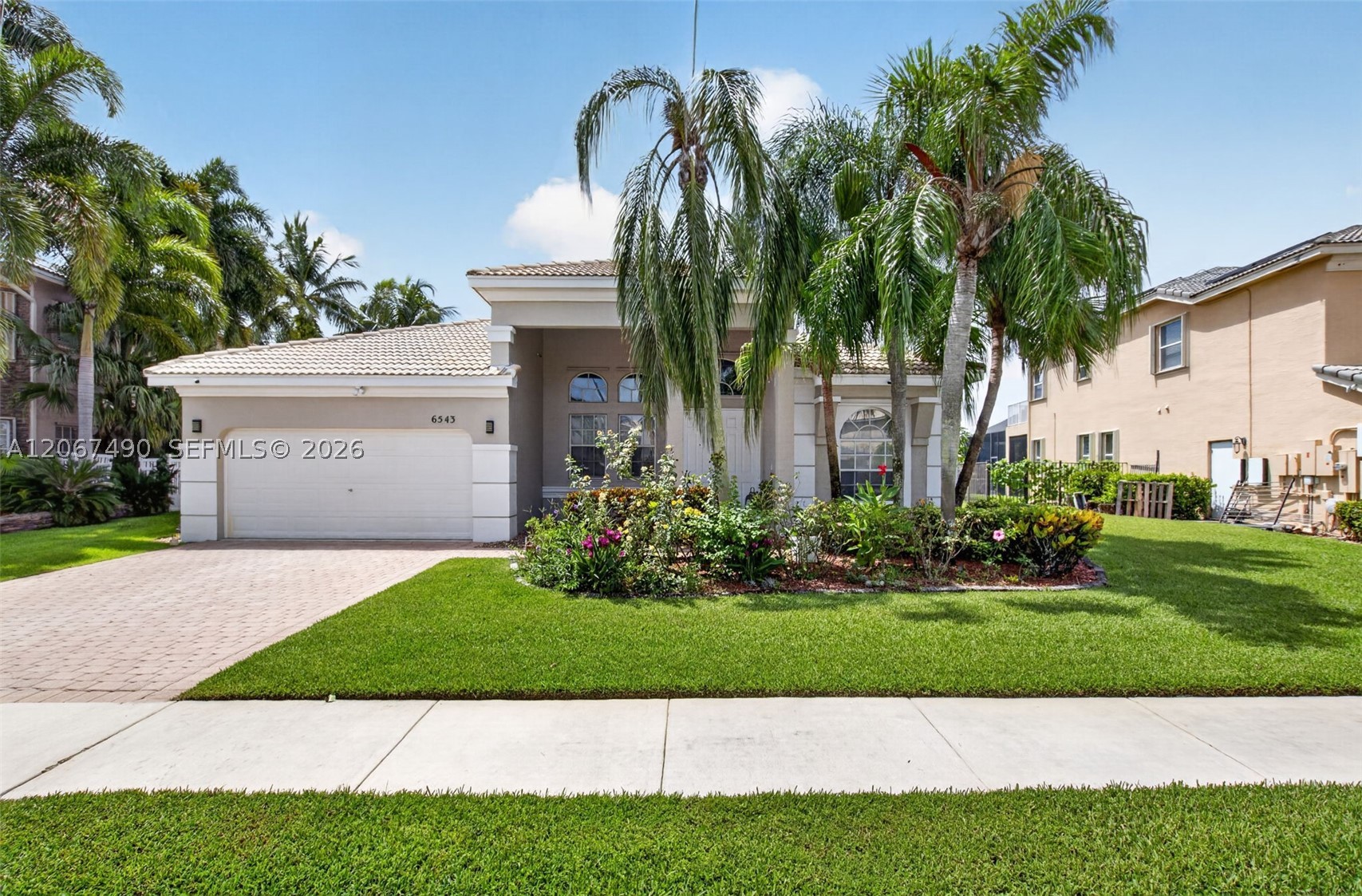 main property photo 4