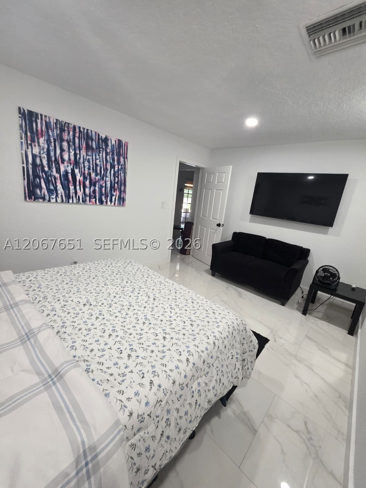 main property photo 67