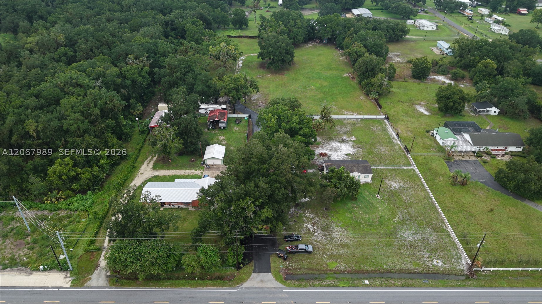 main property photo 23