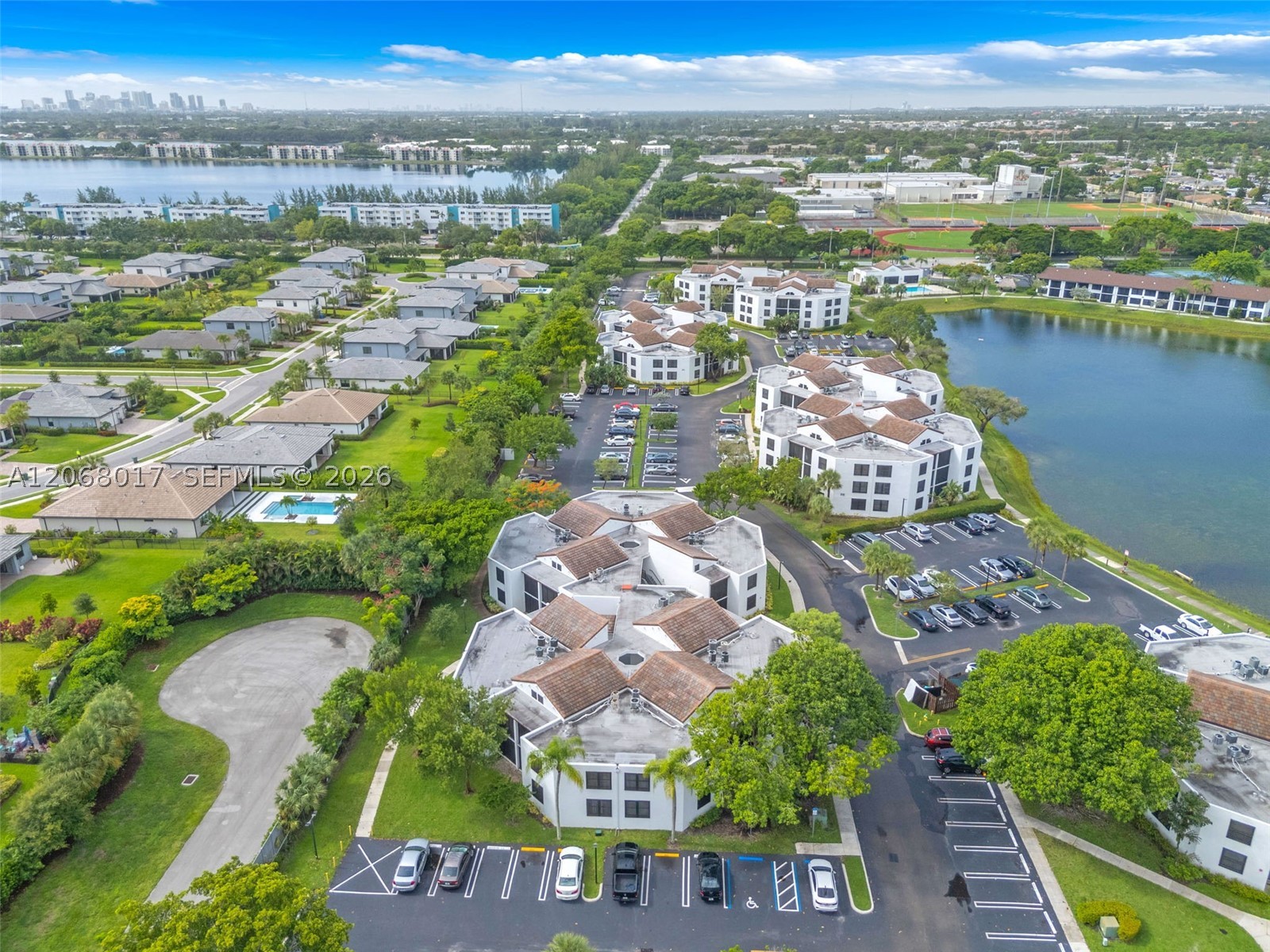 main property photo 40