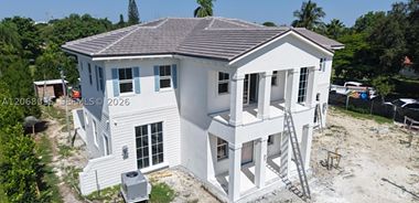 image of property with 6 Bed | 6 Bath | 6,021 Sqft