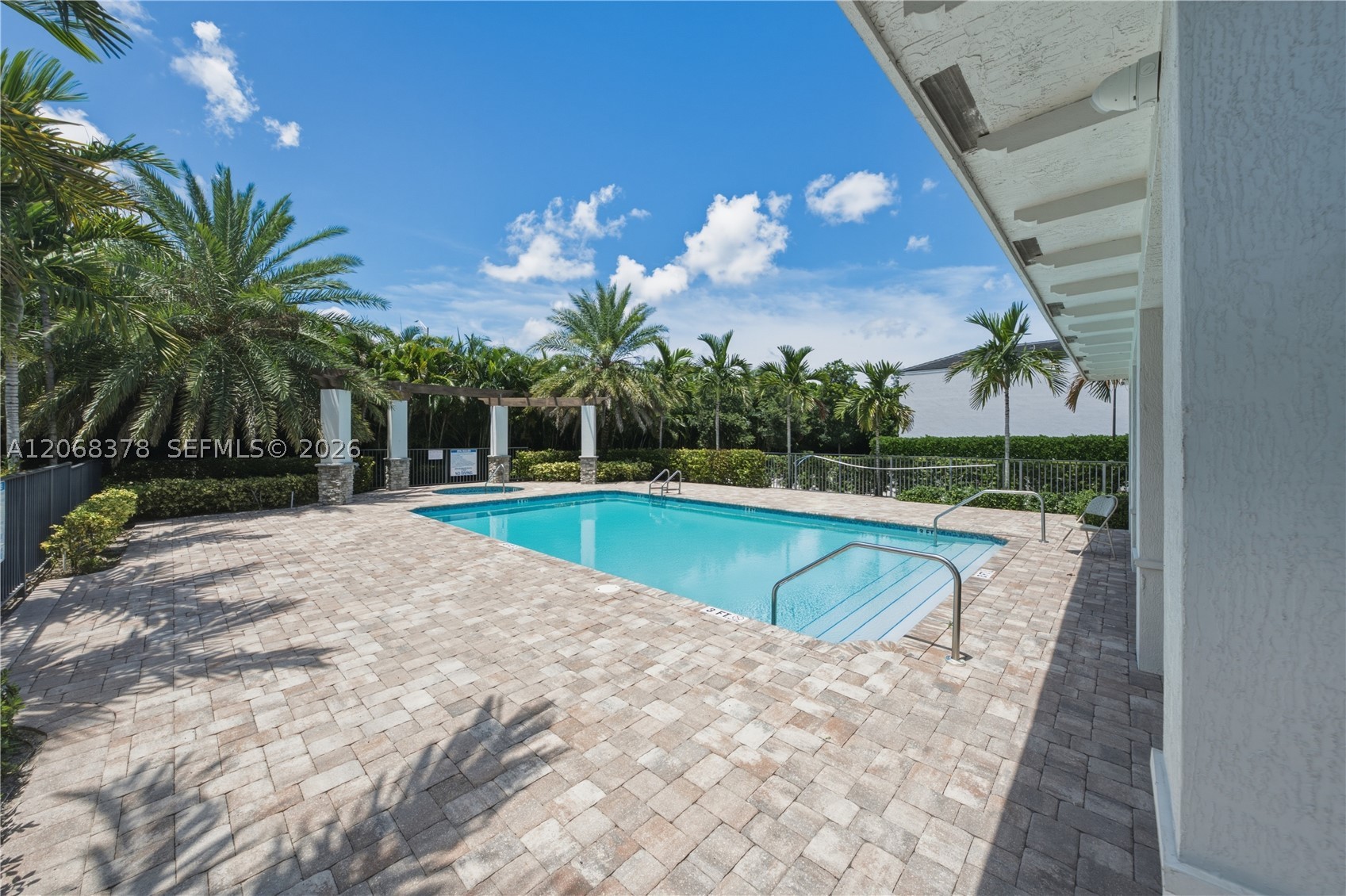 main property photo 32