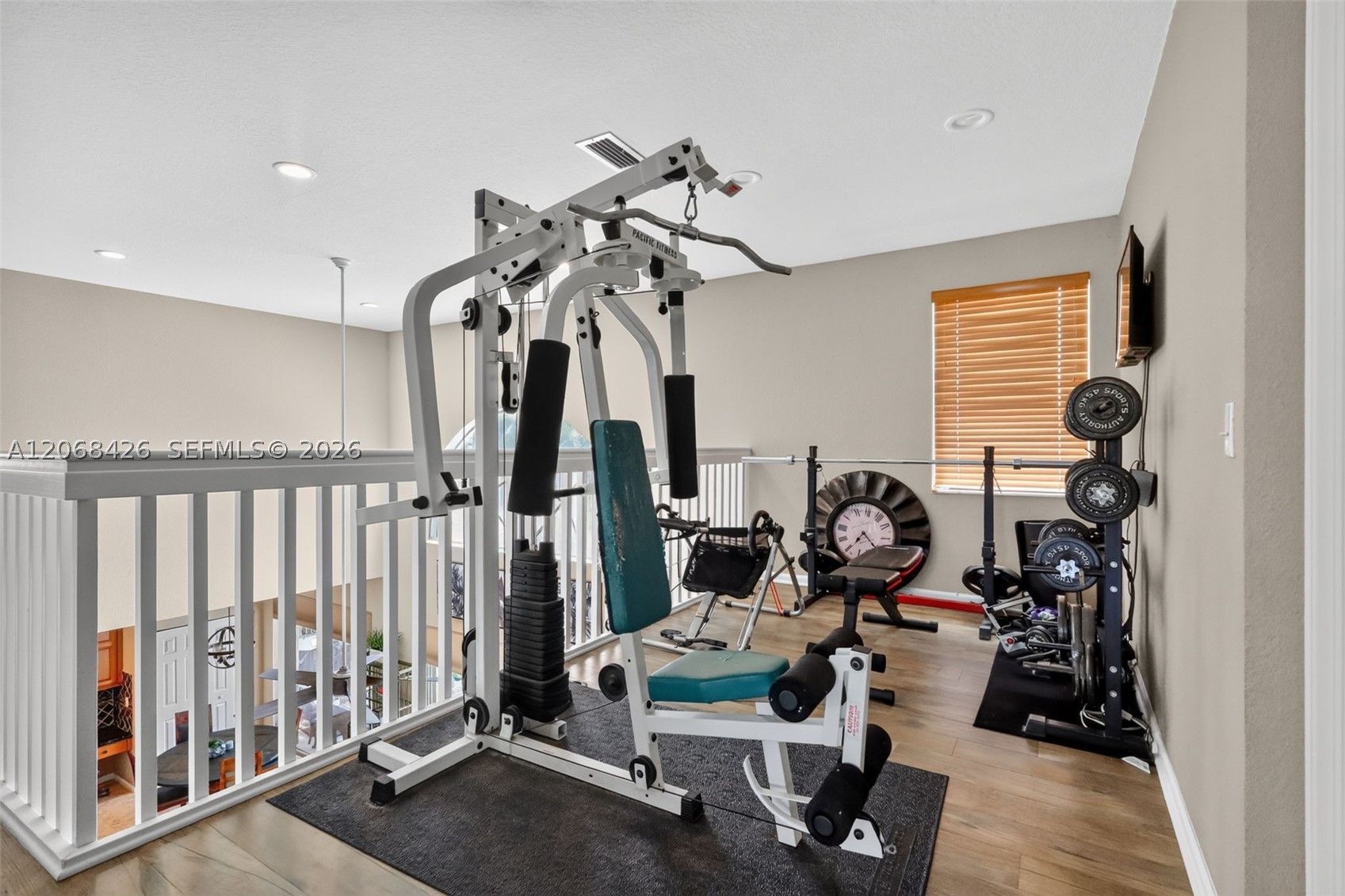 main property photo 23