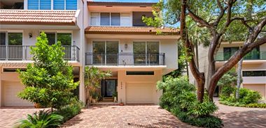 image of property with 3 Bed | 4 Bath | 3,885 Sqft