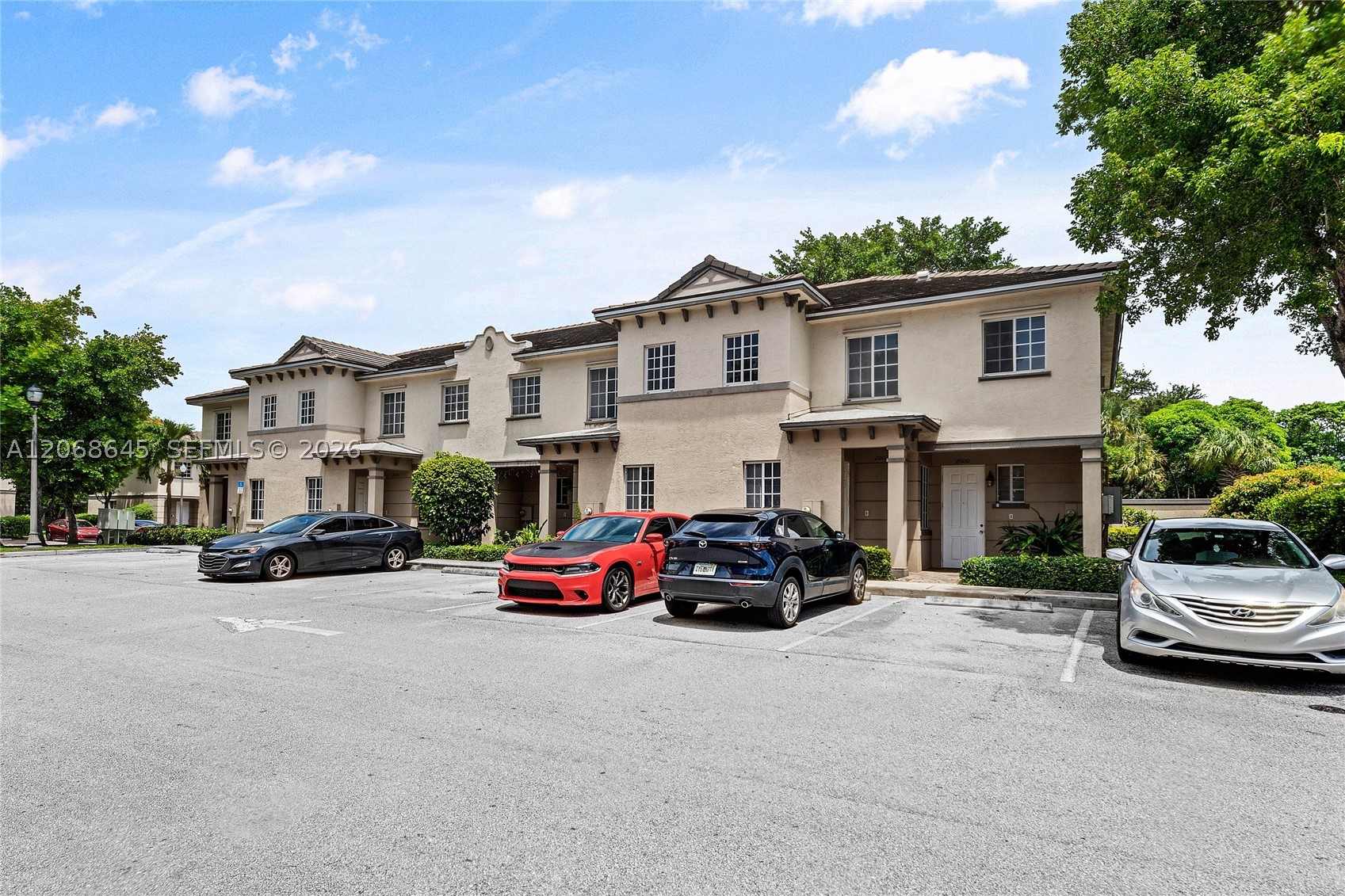 main property photo 28