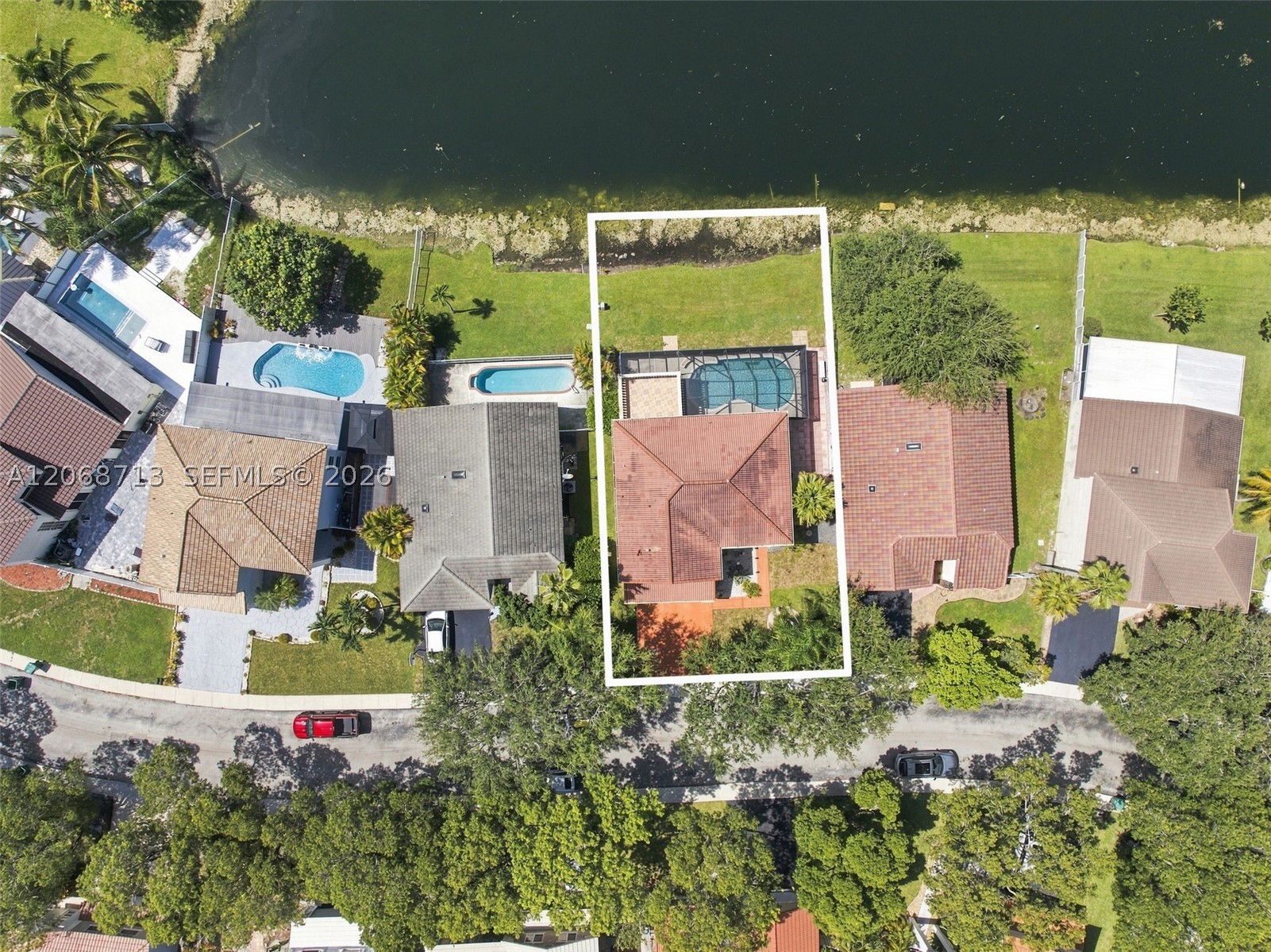 main property photo 31