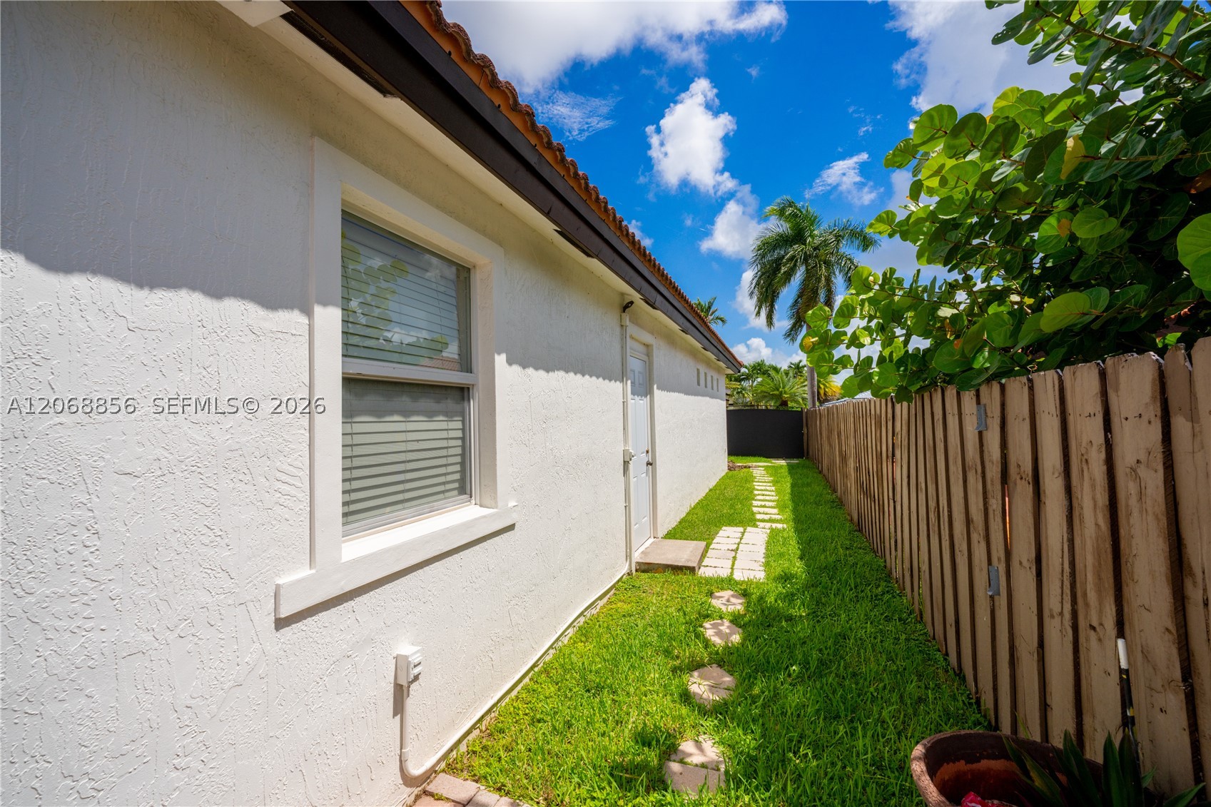 main property photo 59