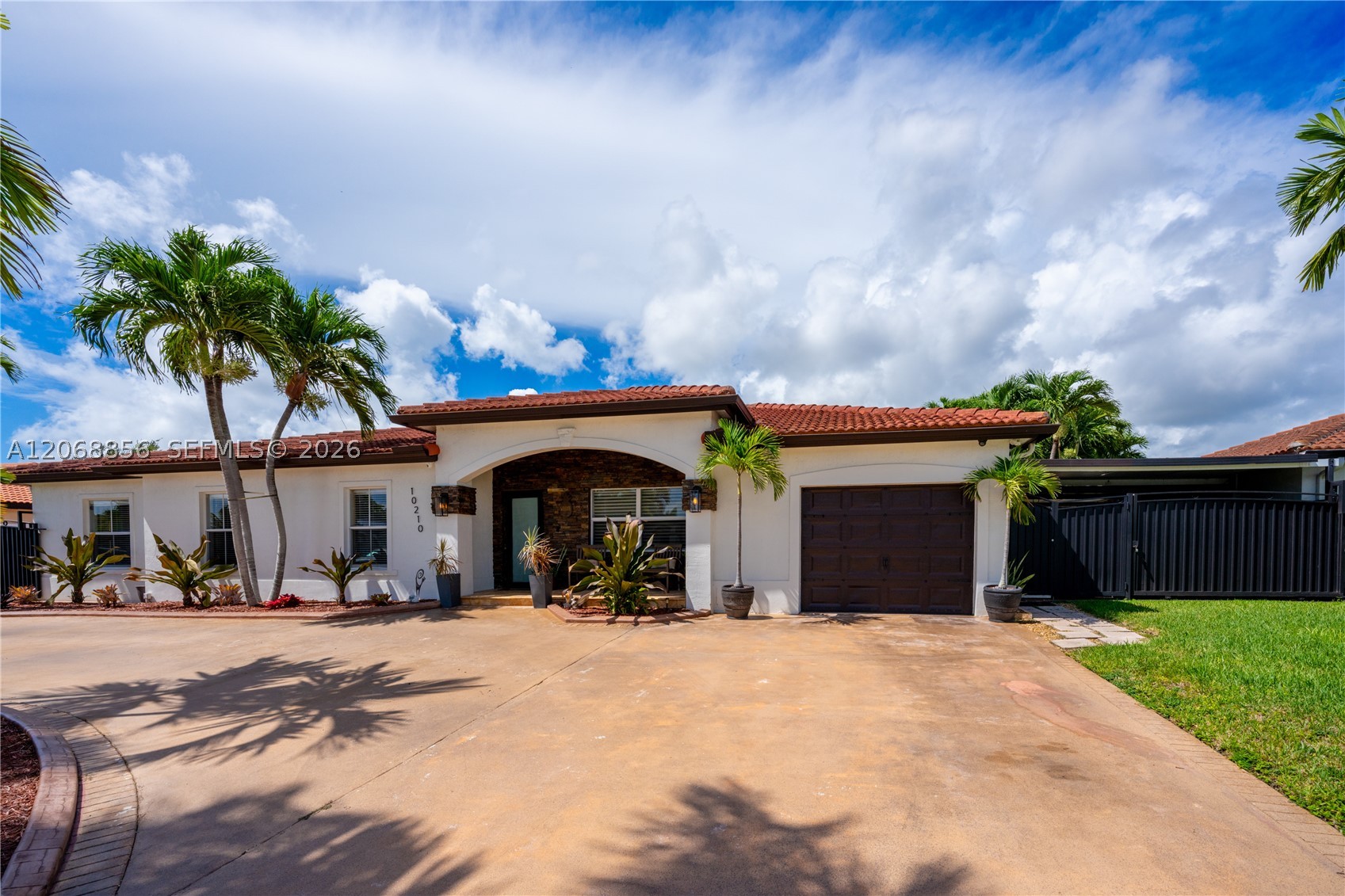 main property photo 61