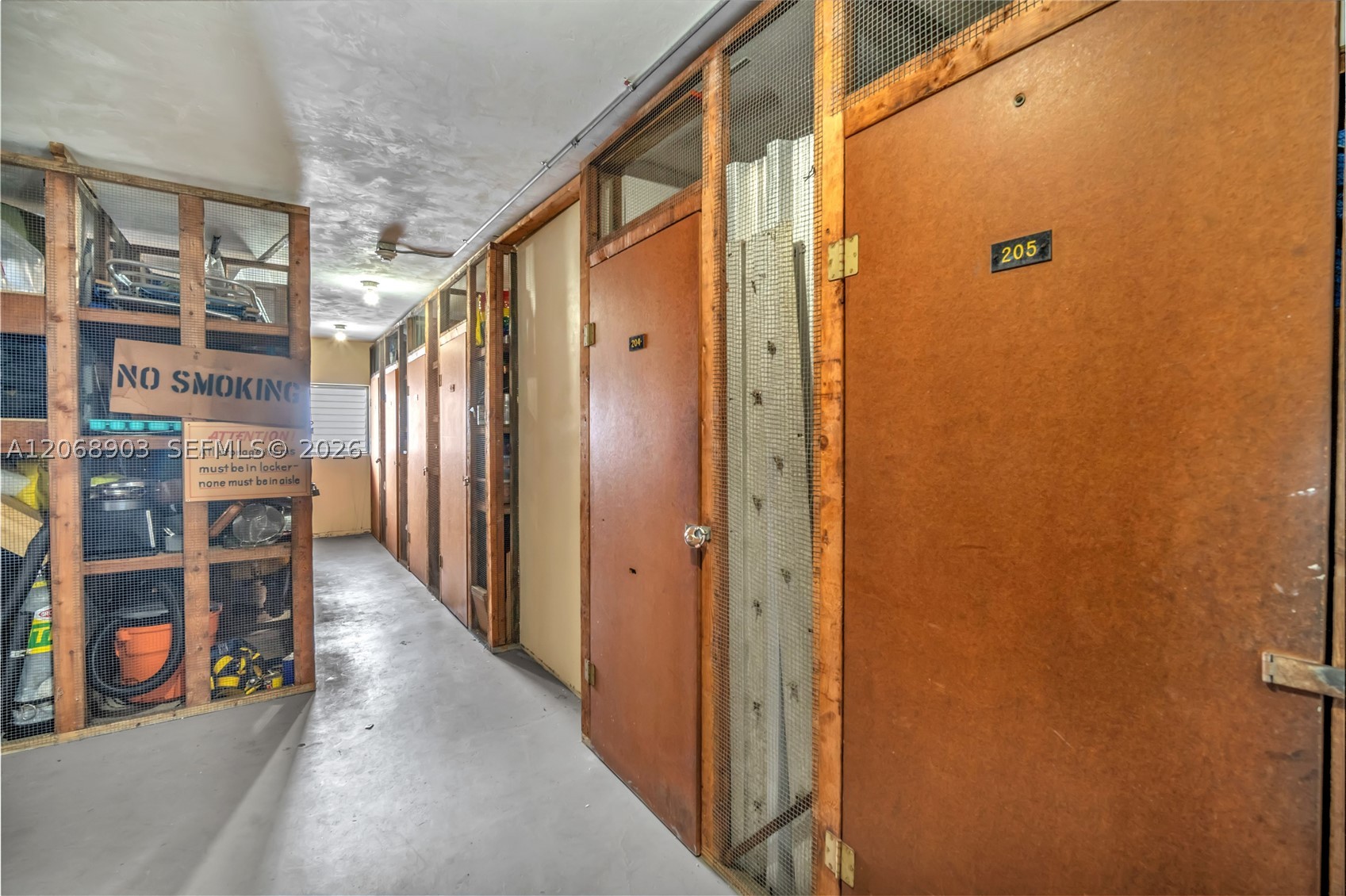 main property photo 10