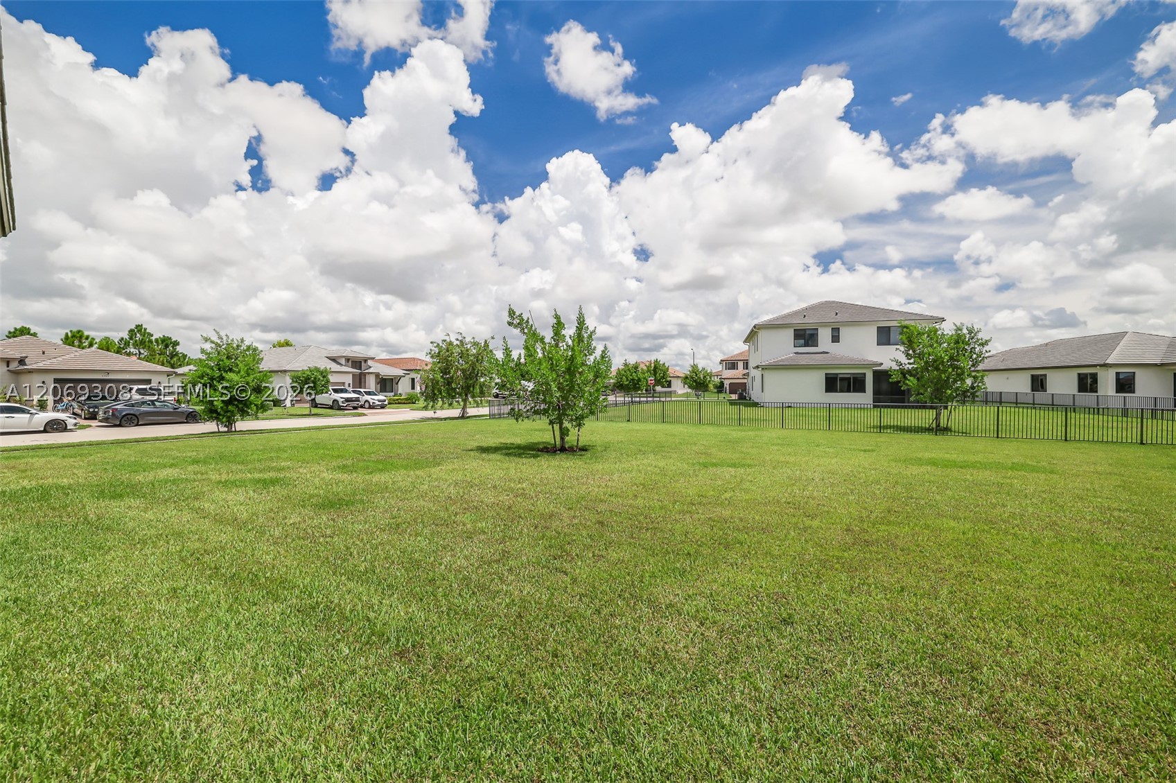 main property photo 48