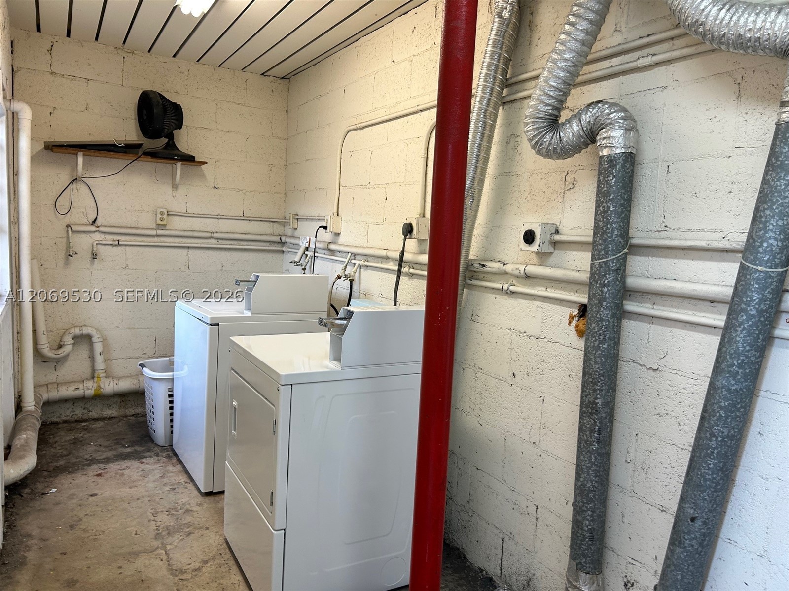 main property photo 59