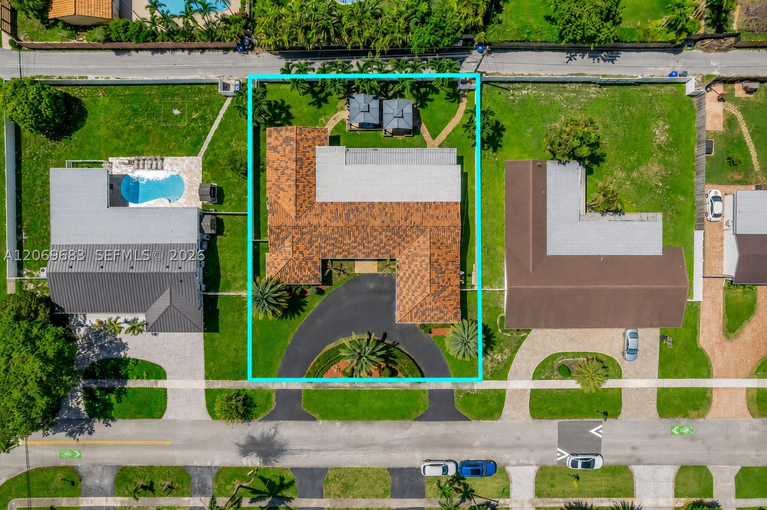 main property photo 3