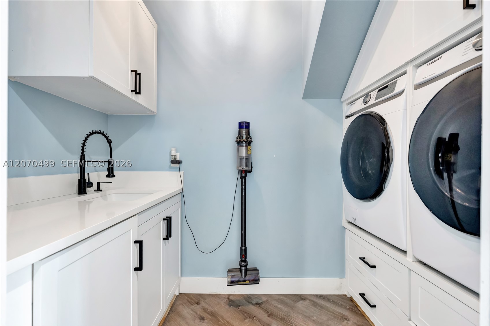 main property photo 66