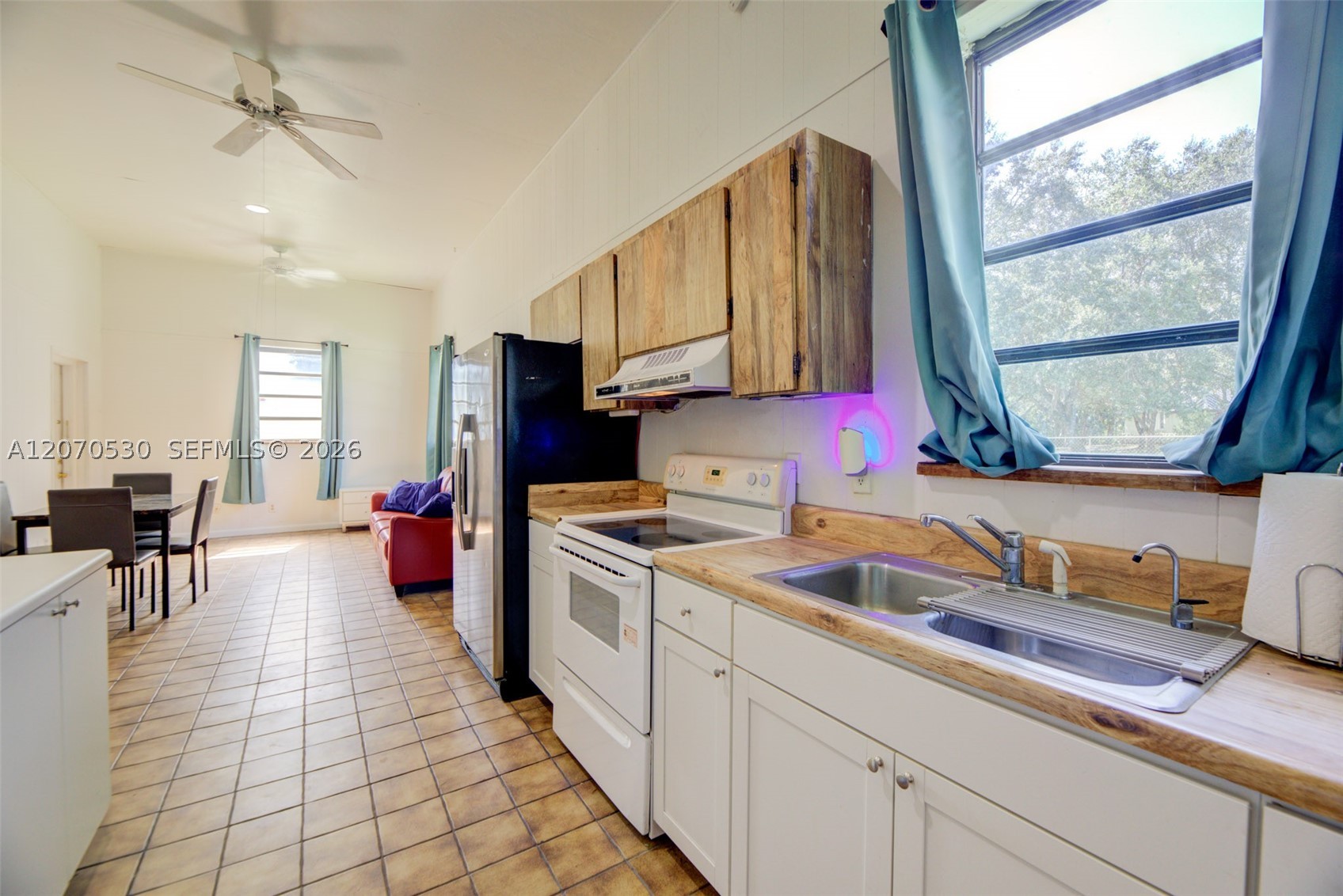 main property photo 76
