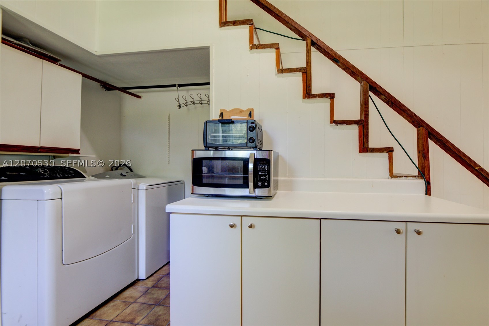 main property photo 77