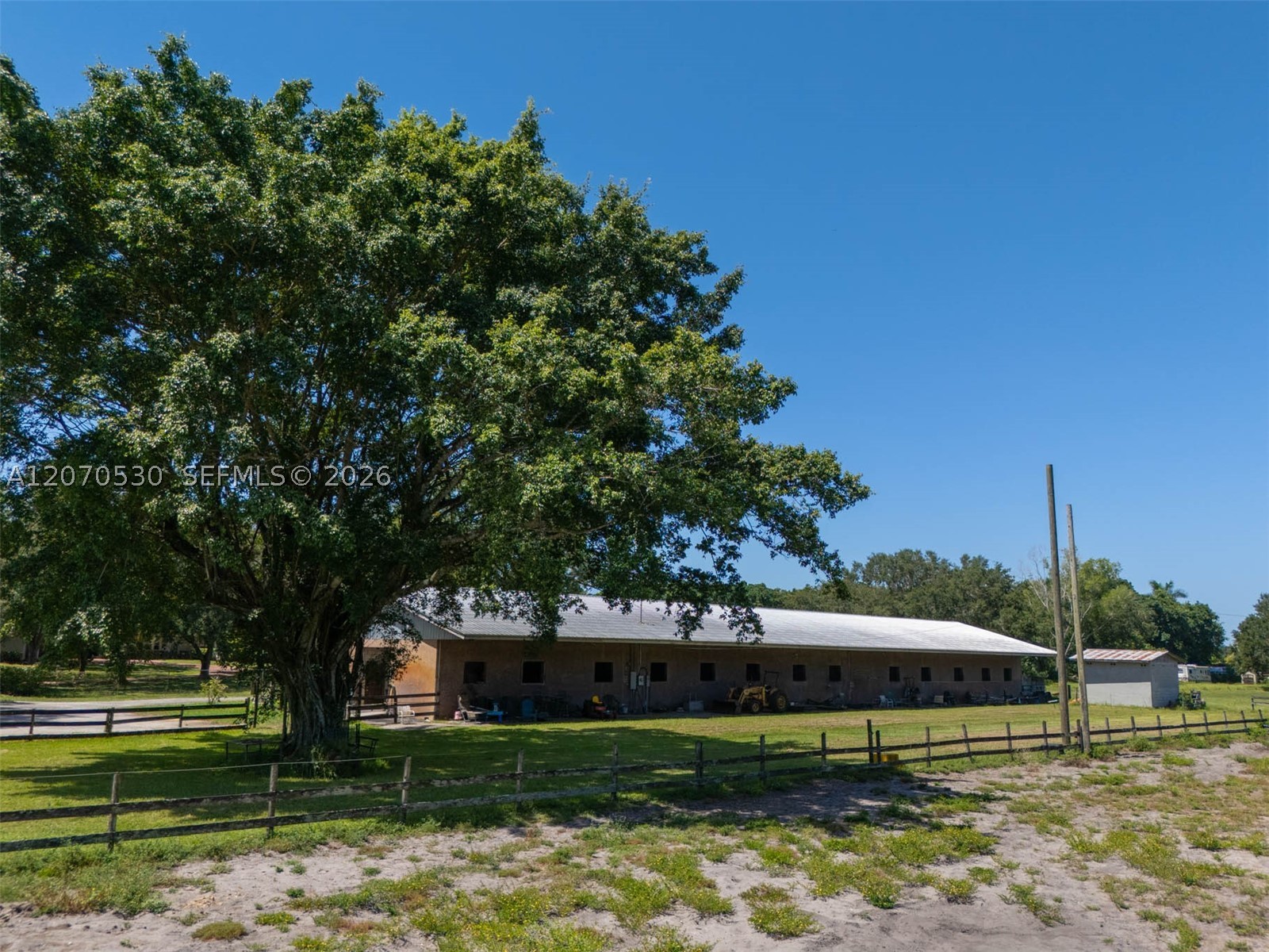 main property photo 80