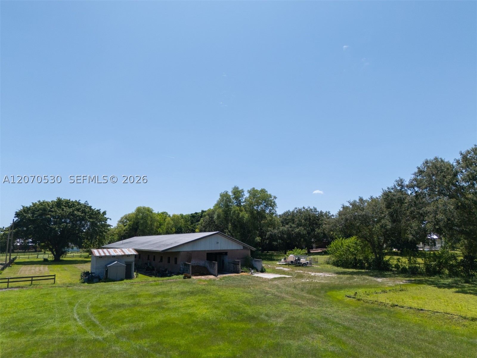 main property photo 81