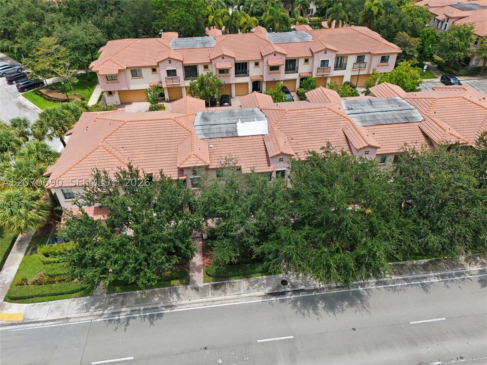 main property photo 59