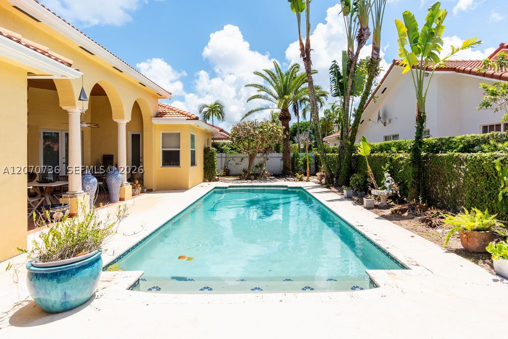 main property photo 59