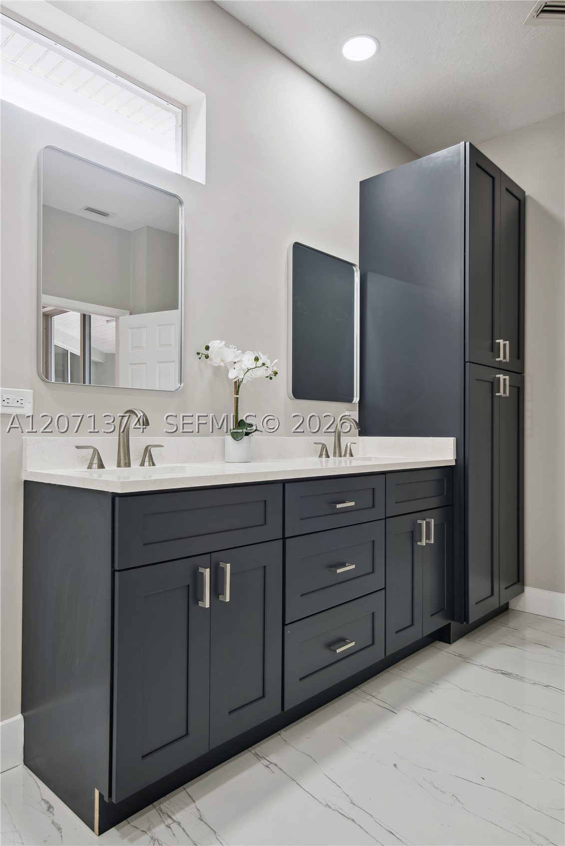 main property photo 74